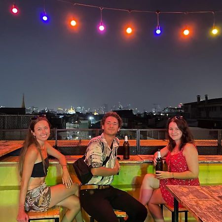 Liberta Hostel バンコク都 エクステリア 写真