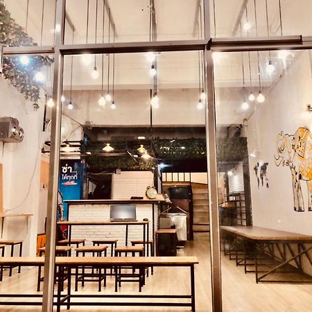 Liberta Hostel バンコク都 エクステリア 写真