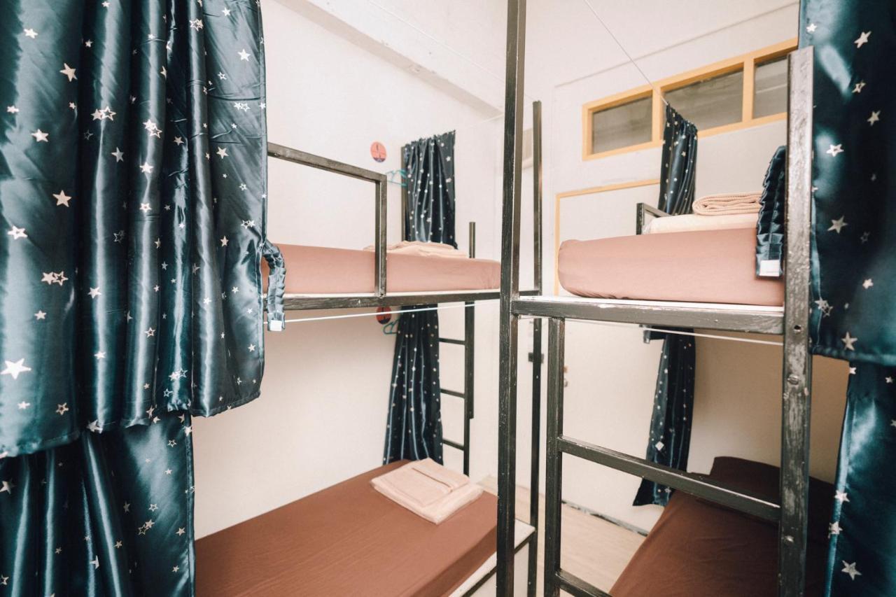 Liberta Hostel バンコク都 エクステリア 写真