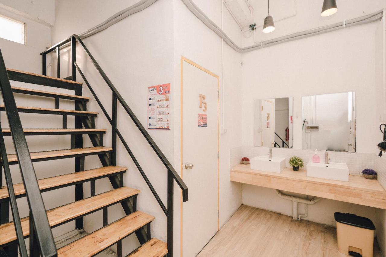 Liberta Hostel バンコク都 エクステリア 写真