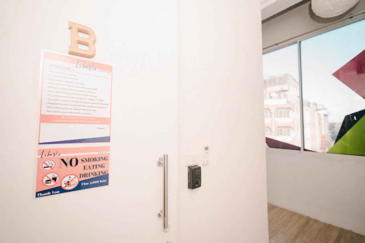 Liberta Hostel バンコク都 エクステリア 写真