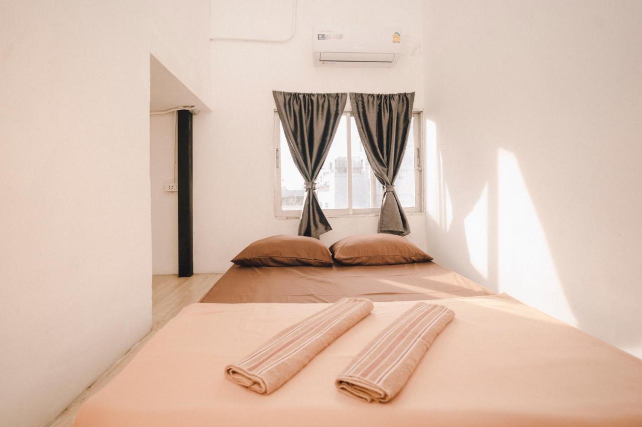 Liberta Hostel バンコク都 エクステリア 写真