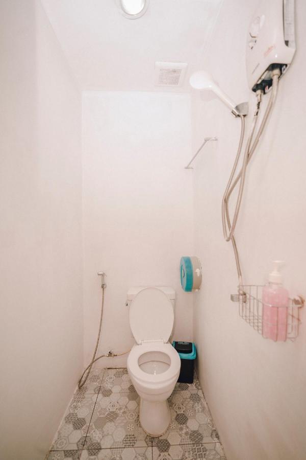 Liberta Hostel バンコク都 エクステリア 写真