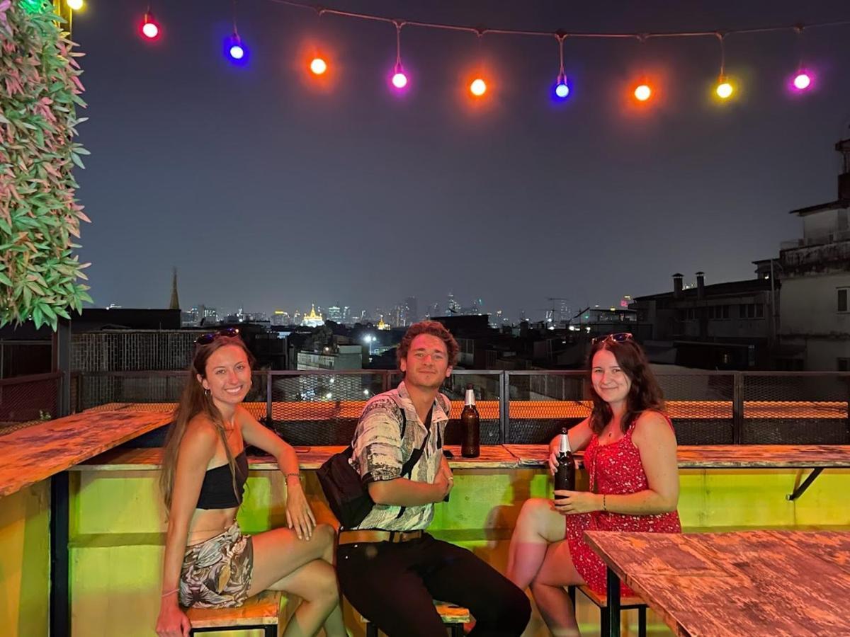 Liberta Hostel バンコク都 エクステリア 写真